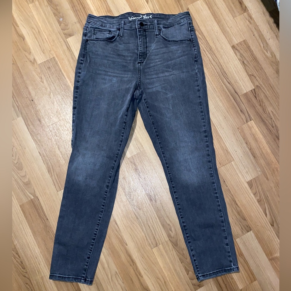 Women’s High Rise Skinny Jeans - Picture 3 of 8